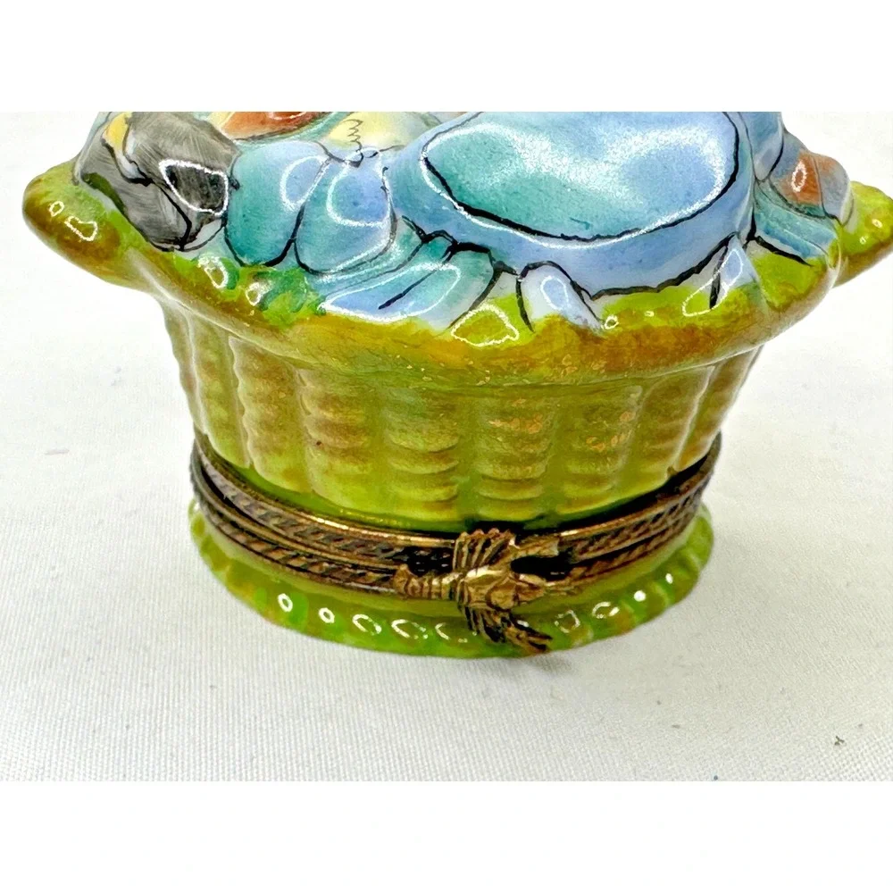 Chamart Under the Sea Limoges trinket box Seafood Feast Cornucopia France
